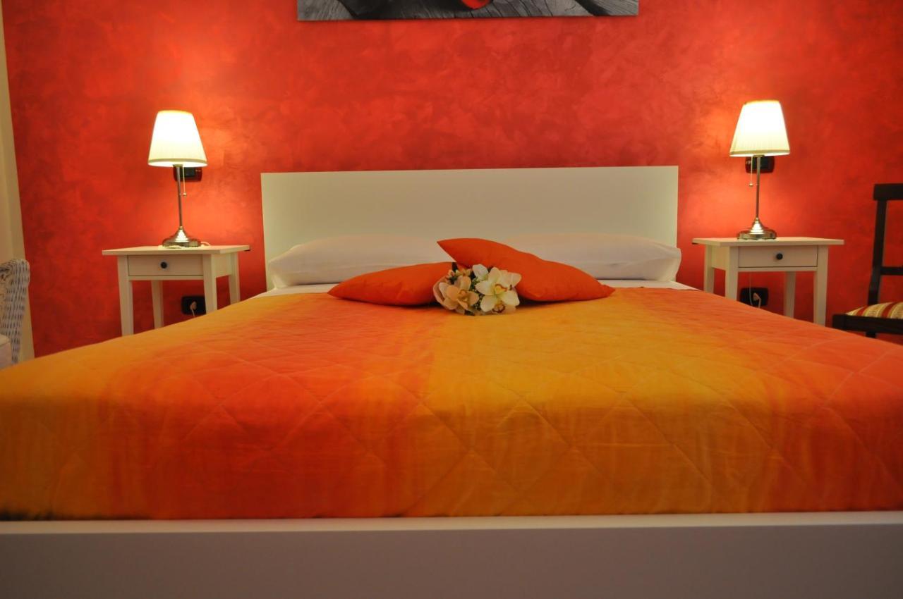 7 Contrade Bed & Breakfast Taranto Bagian luar foto