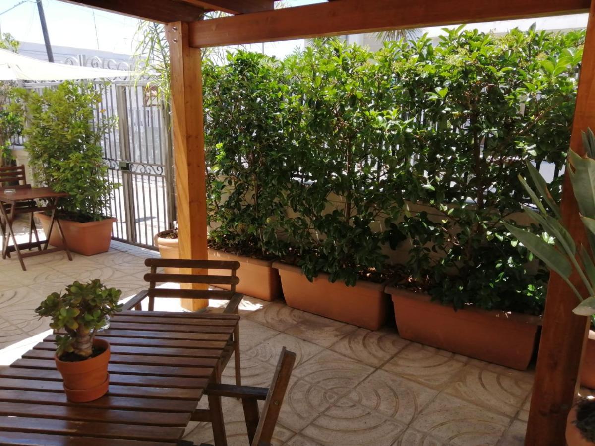 7 Contrade Bed & Breakfast Taranto Bagian luar foto