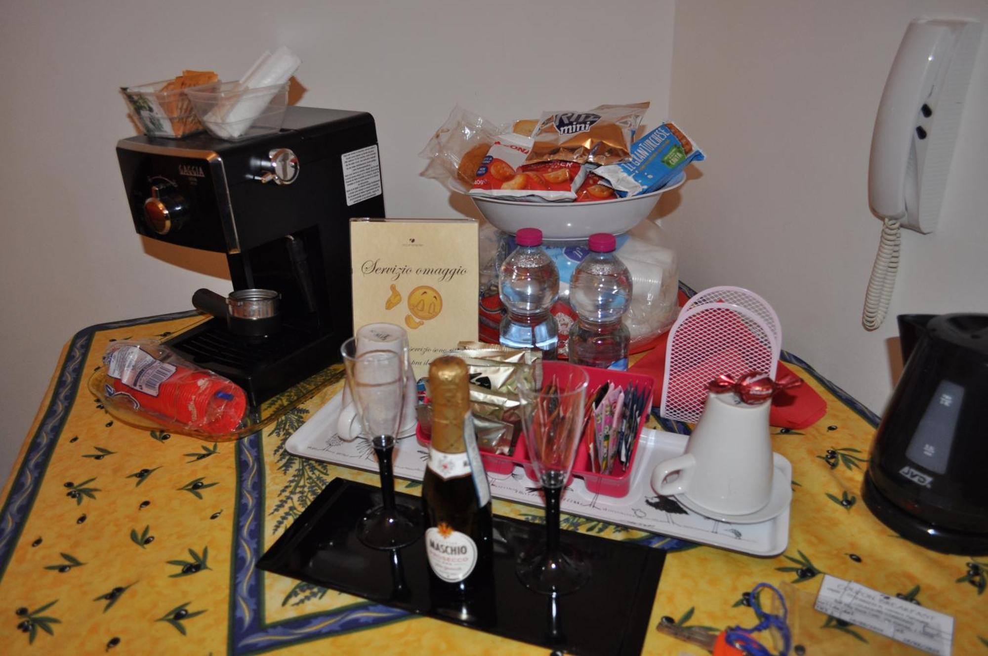 7 Contrade Bed & Breakfast Taranto Bagian luar foto