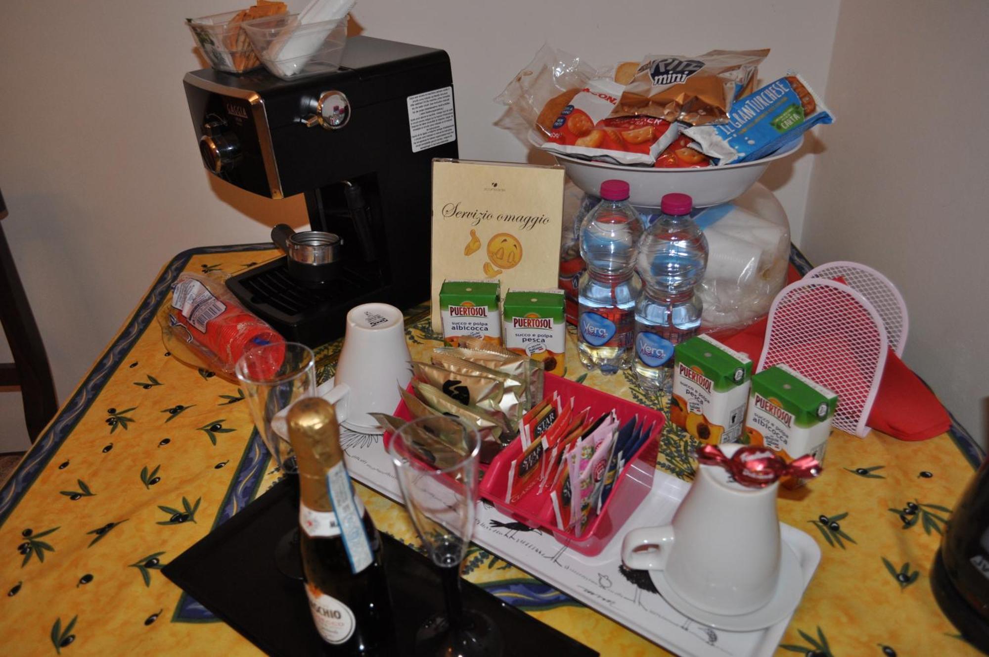7 Contrade Bed & Breakfast Taranto Bagian luar foto