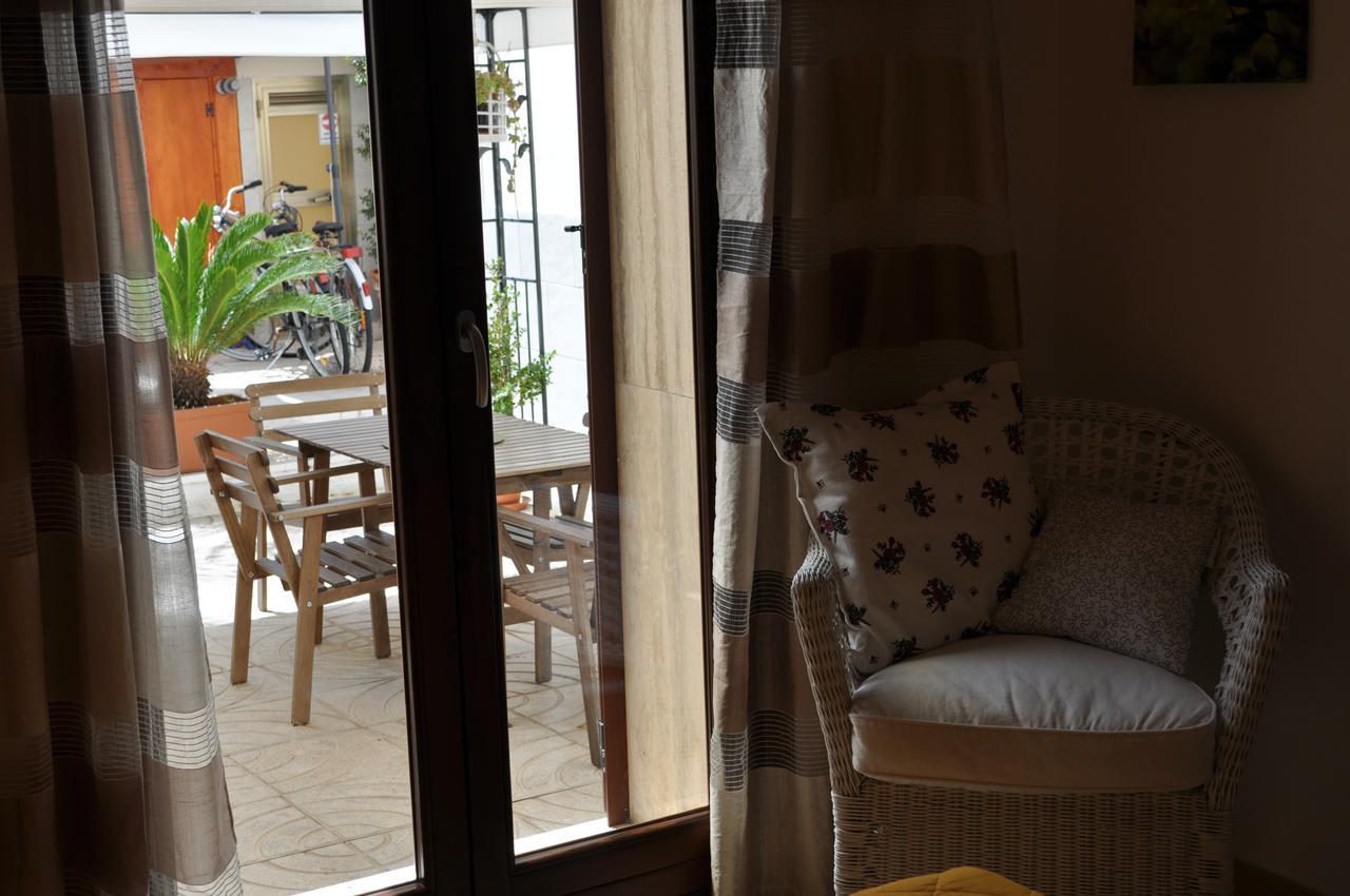 7 Contrade Bed & Breakfast Taranto Bagian luar foto